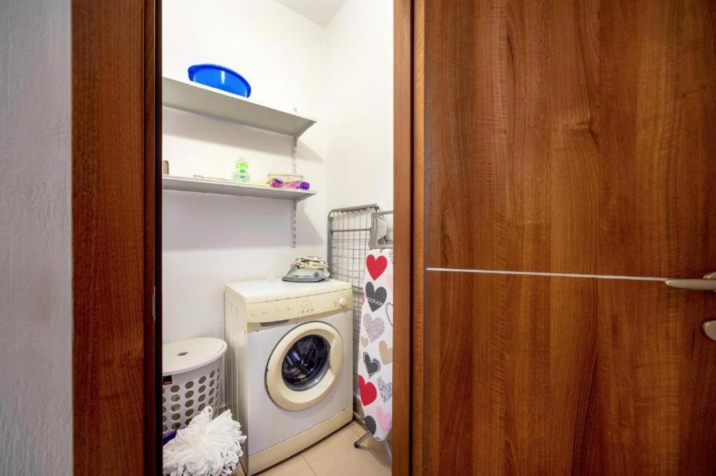 Luxury Town Center Suite Apt A2 Heraklion Exteriör bild